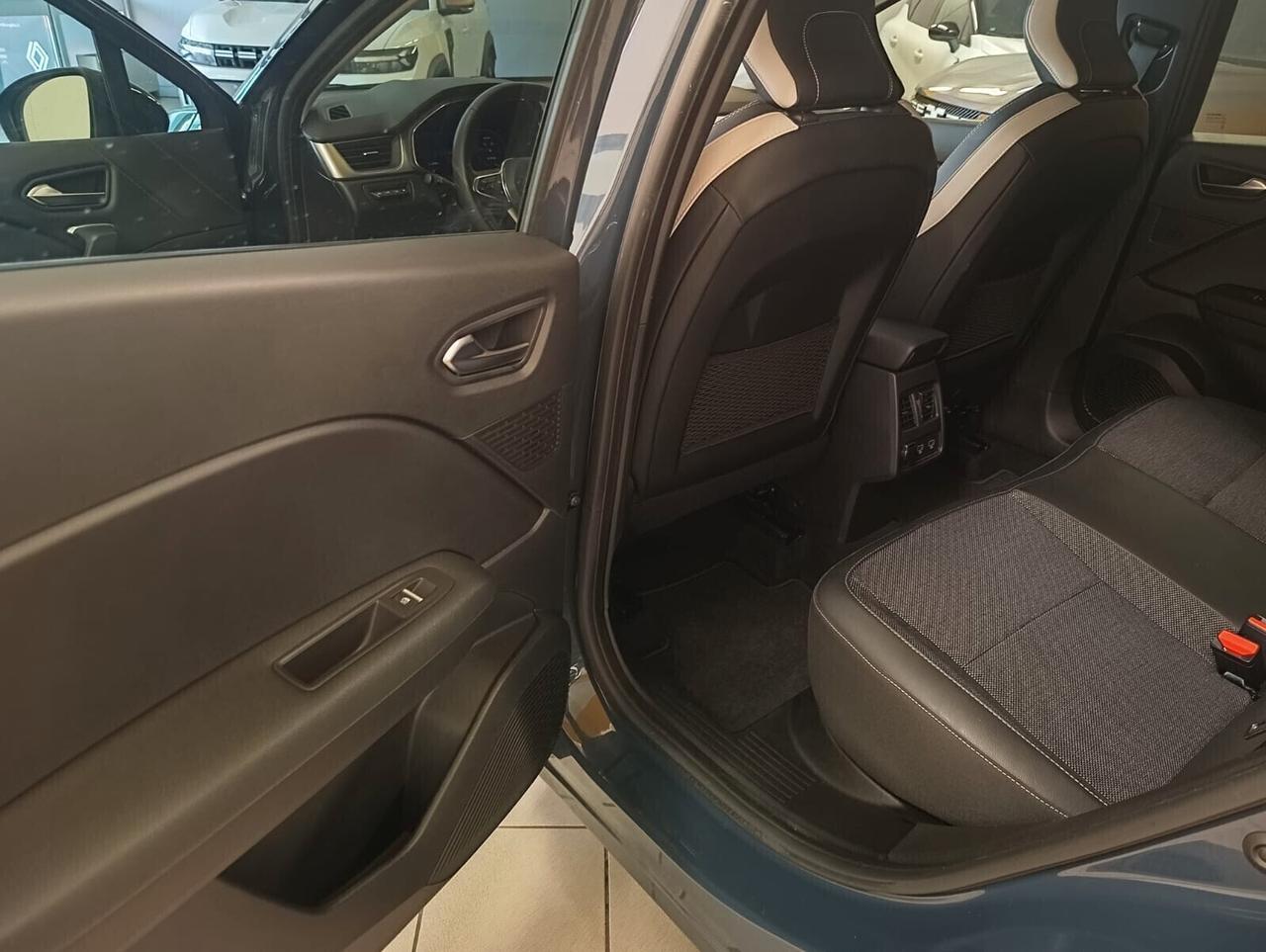 Renault Captur Plug-in Hybrid E-Tech 160 CV Intens