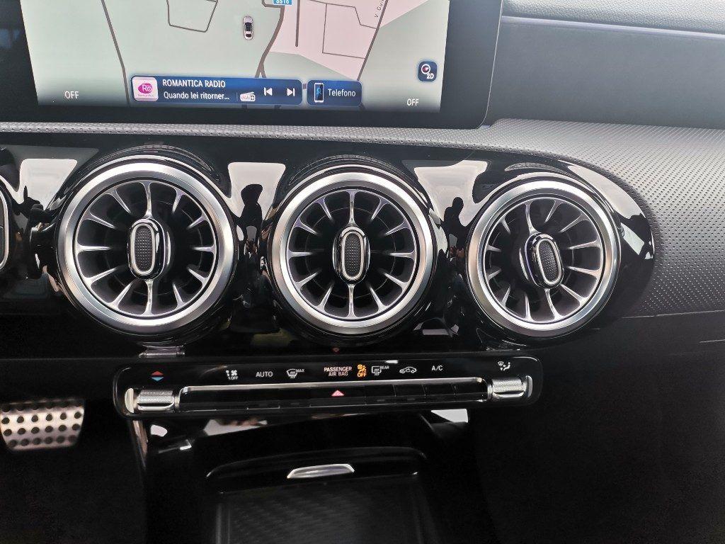 Mercedes-Benz CLA 200 d Automatic AMG Line Premium Plus