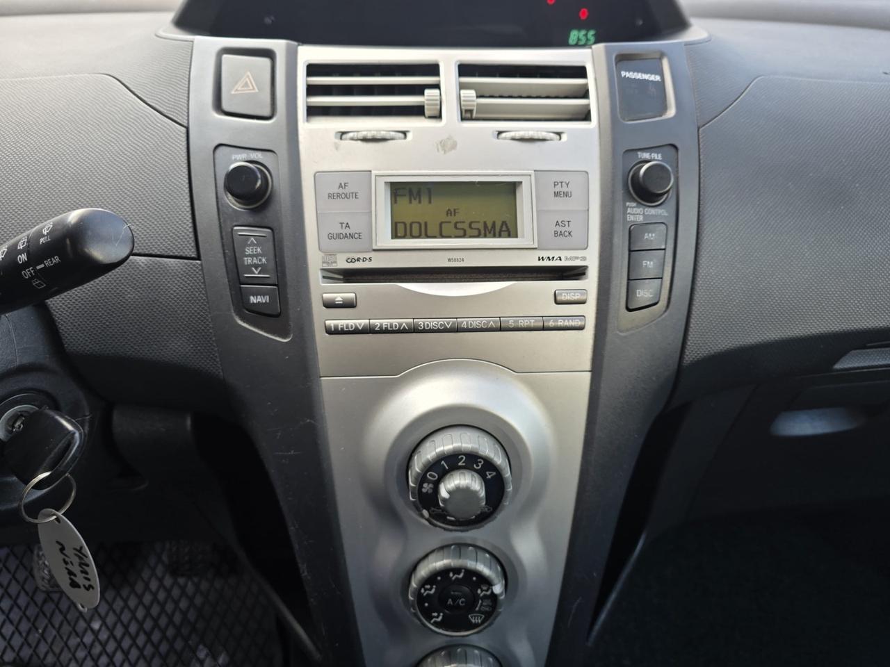 Toyota Yaris 1.0 5 porte anno 2008