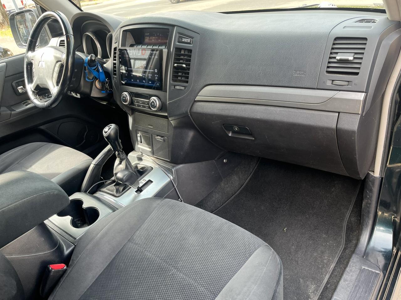 Mitsubishi Pajero 3.2 DI-D 16V 5p. Intense 7p