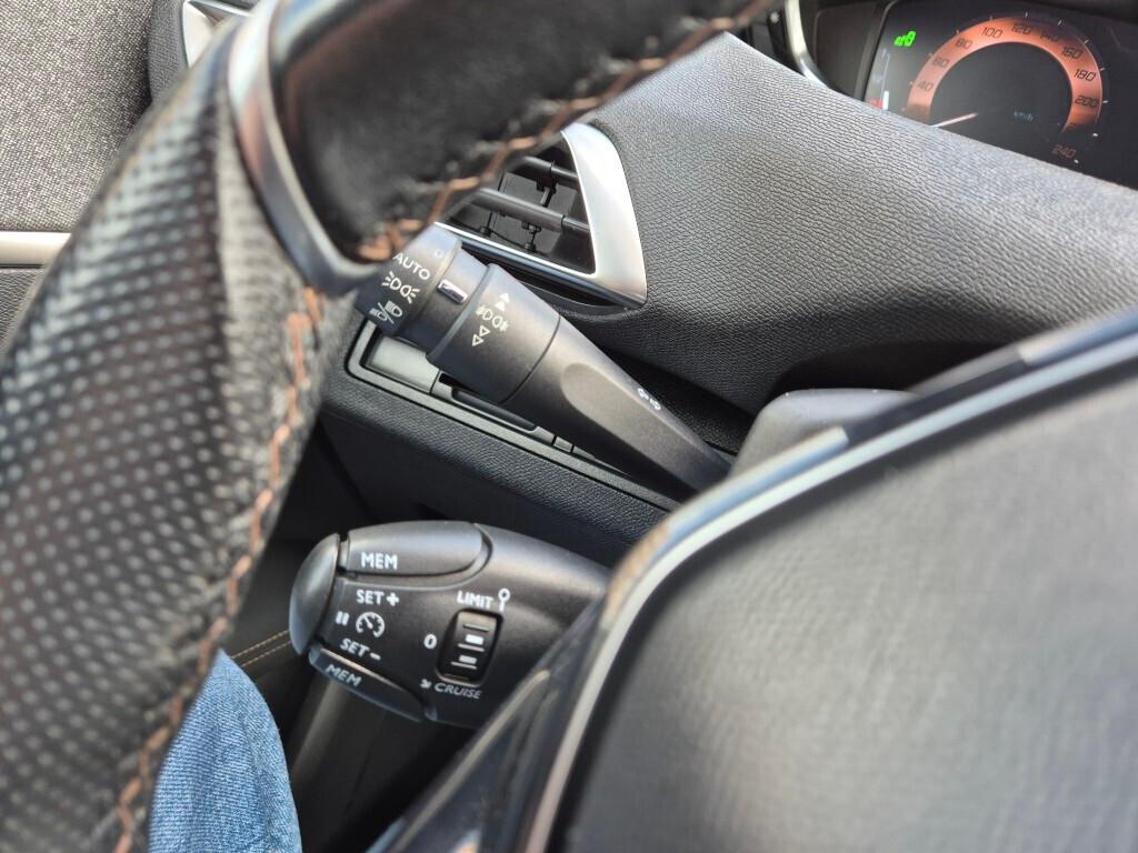 Peugeot 3008 GT-LINE BlueHDi 130CV MANUALE