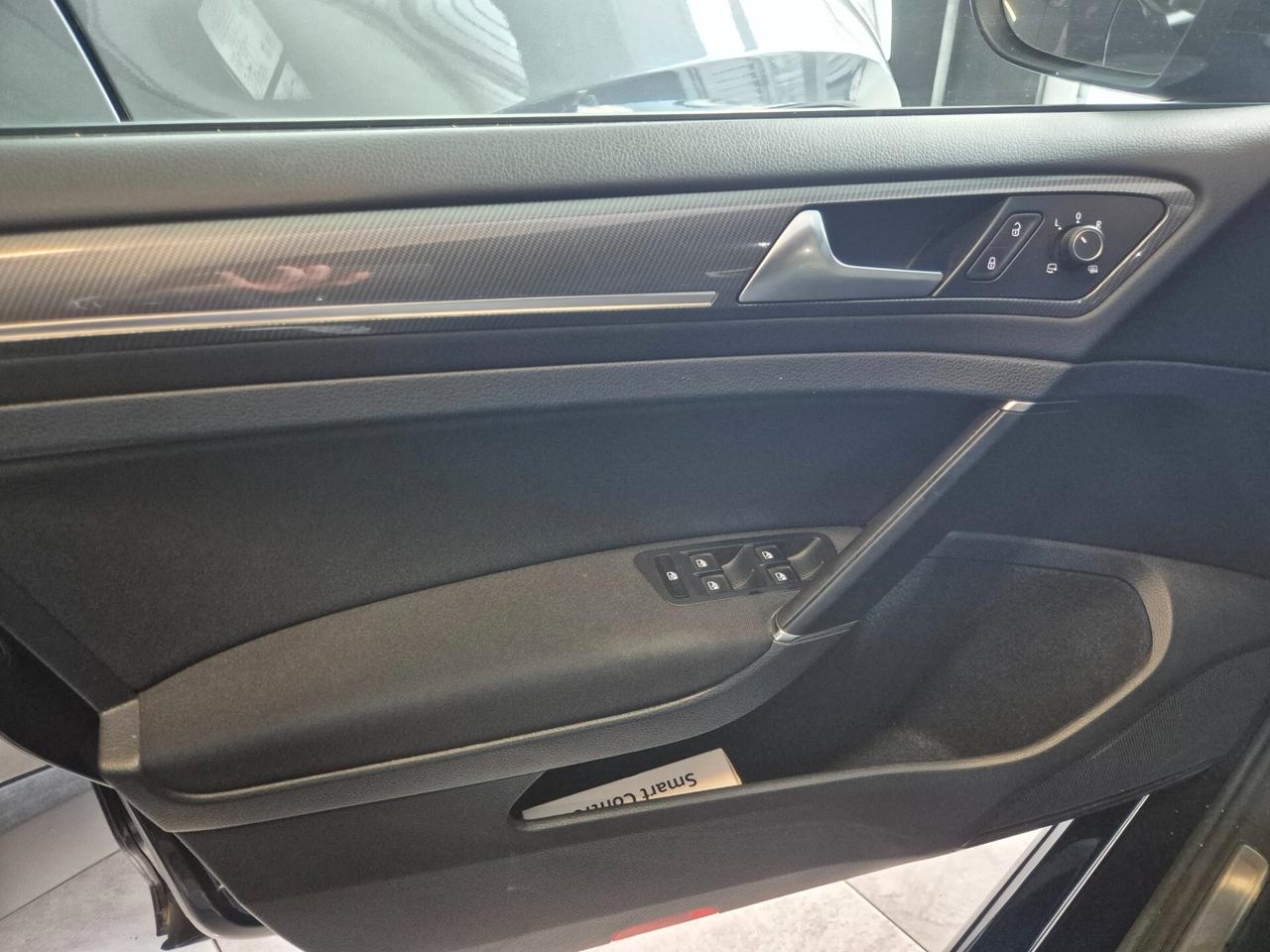 Volkswagen Golf 1.6 TDI 115 CV 5p. Sport R-line