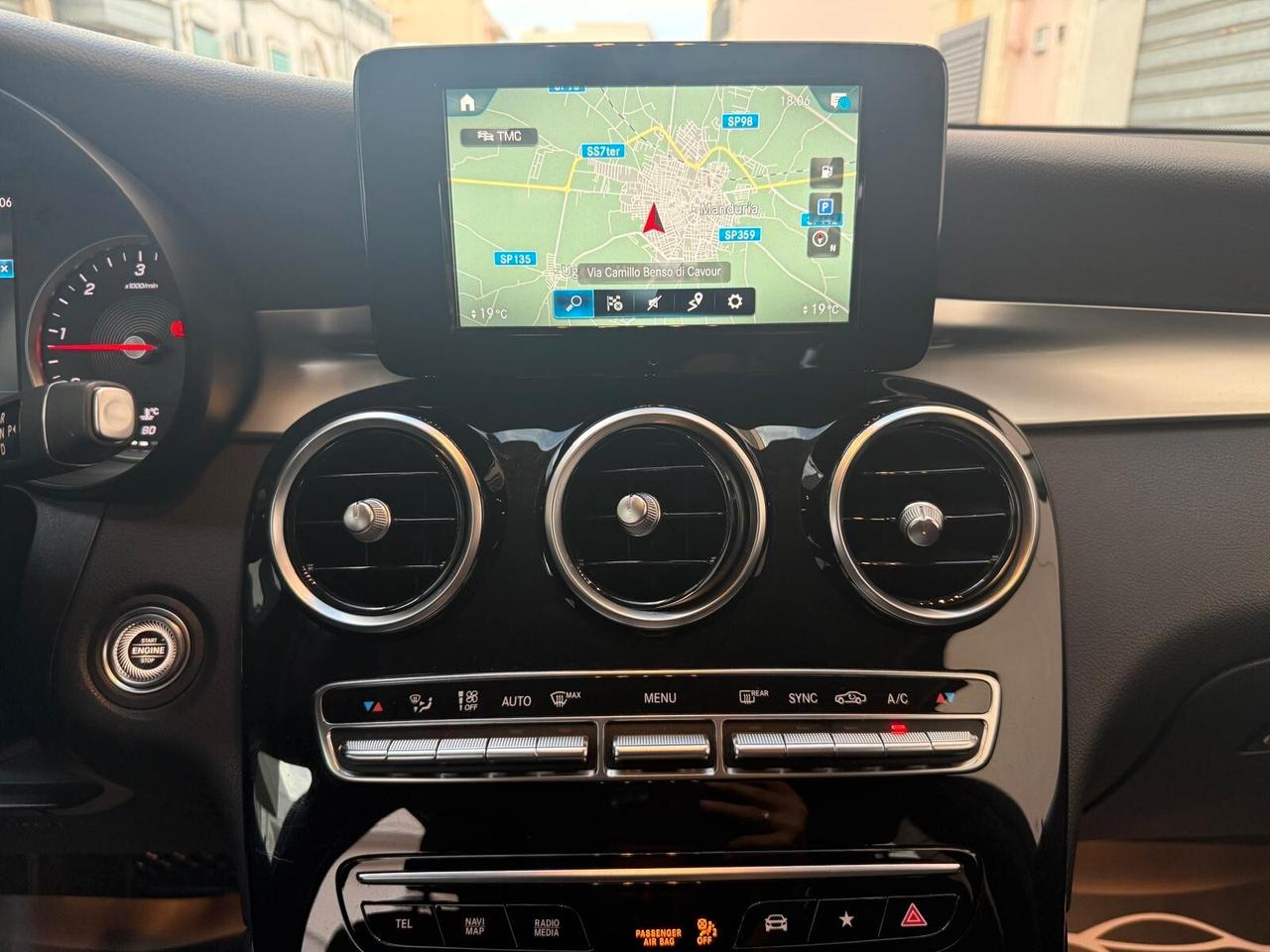 MERCEDES-BENZ GLC 220D COUPE' 4MATIC SPORT 2.0 194CV PELLE NAVI CAM ANNO 2022