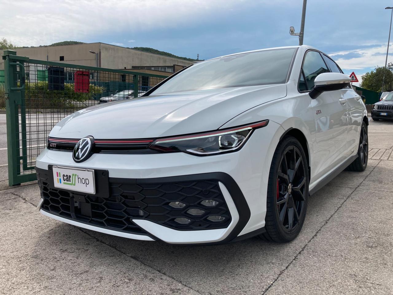 Volkswagen Golf GTI 8.5 265 CV.