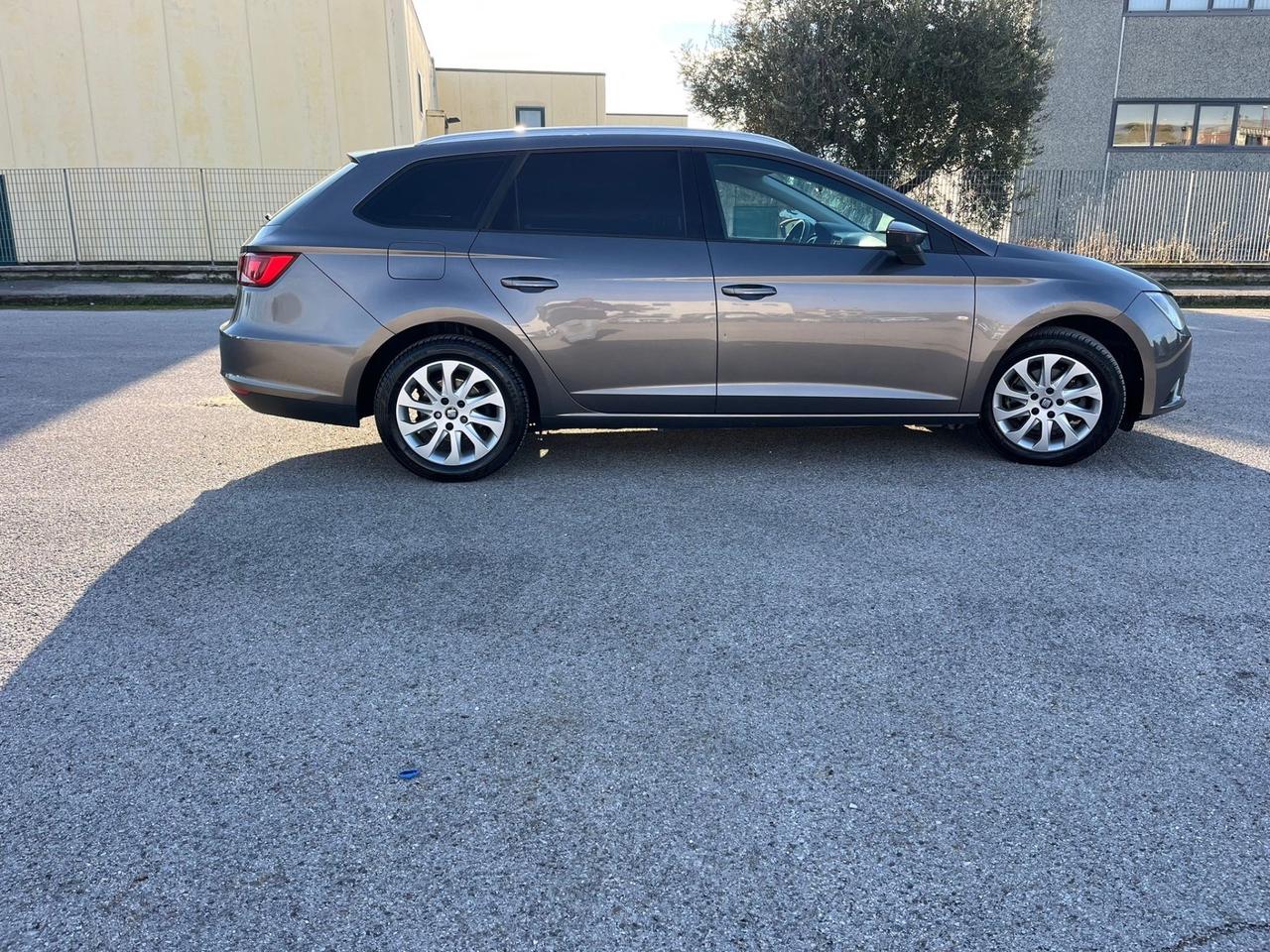 Seat Leon 1.4 TGI 5p. Business HIGH