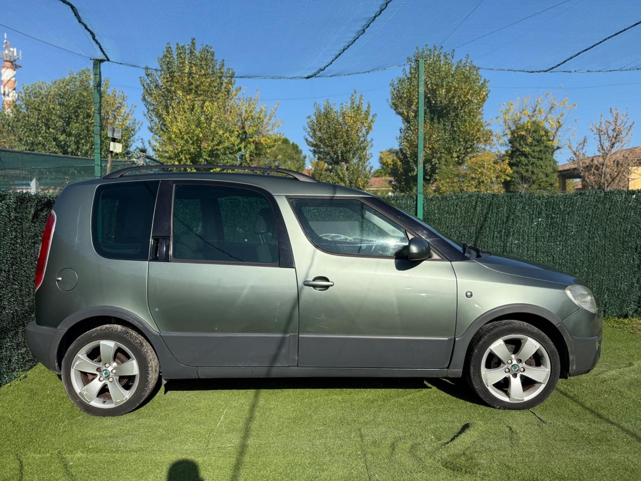 Skoda ROOMSTER 1.4 BENZINA 170000KM NEOPATENTATI