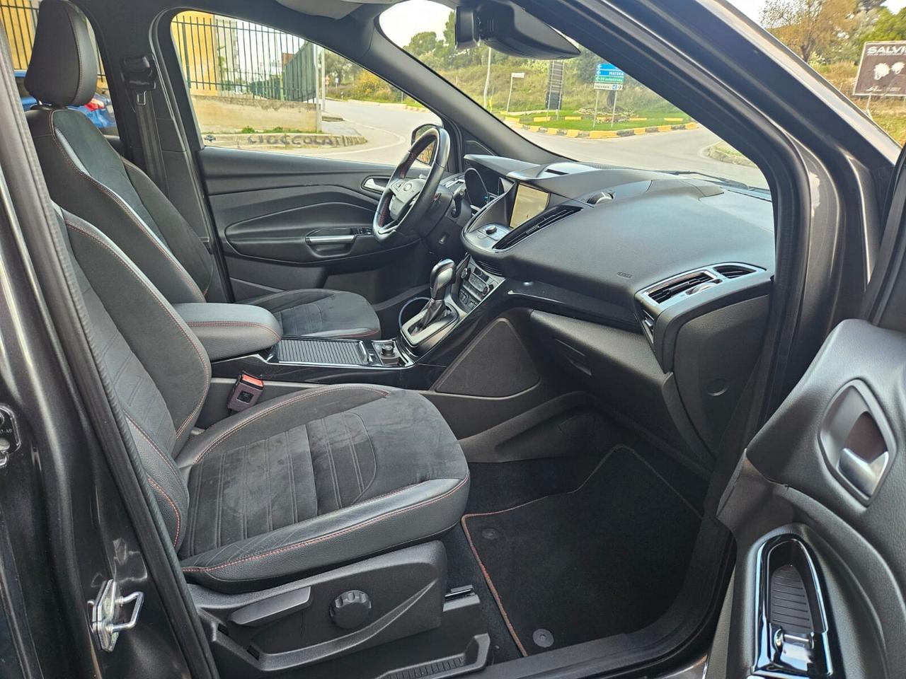 Ford Kuga St-Line 2.0TDI 120CV TITANIUM FULL