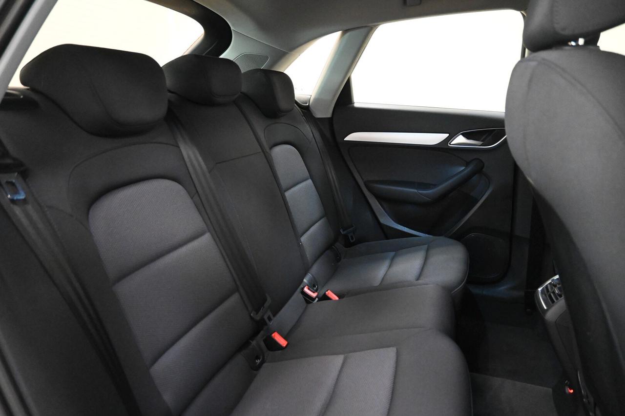AUDI Q3 Q3 2.0 TDI 150 CV quattro S tronic Busi...