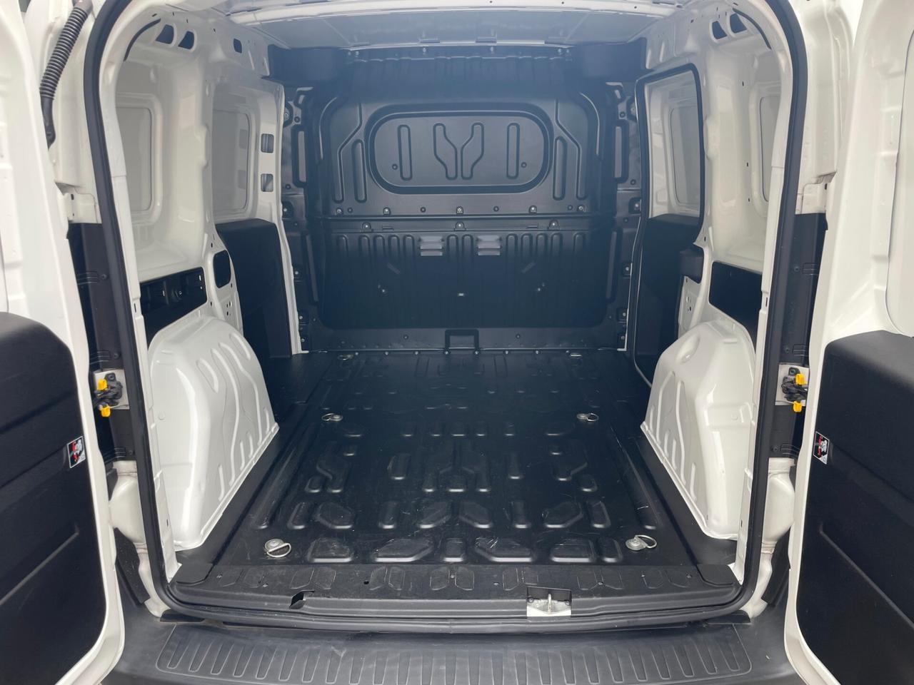Fiat Doblo 1.3 MJT 95CV PC-TN SX