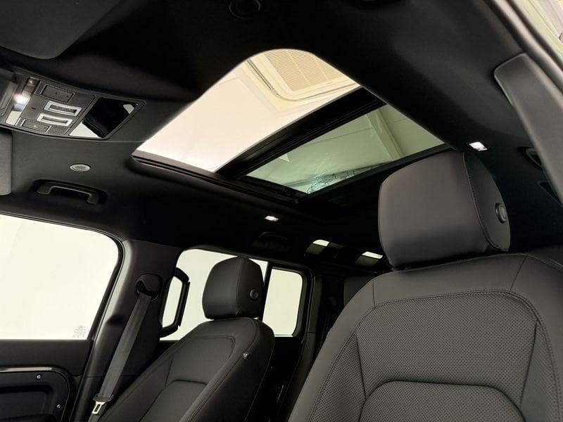 Land Rover Defender D250 AWD Auto 110 X-Dynamic SE
