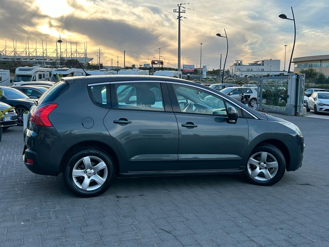 Peugeot 3008 1.6 HDi 110CV Business