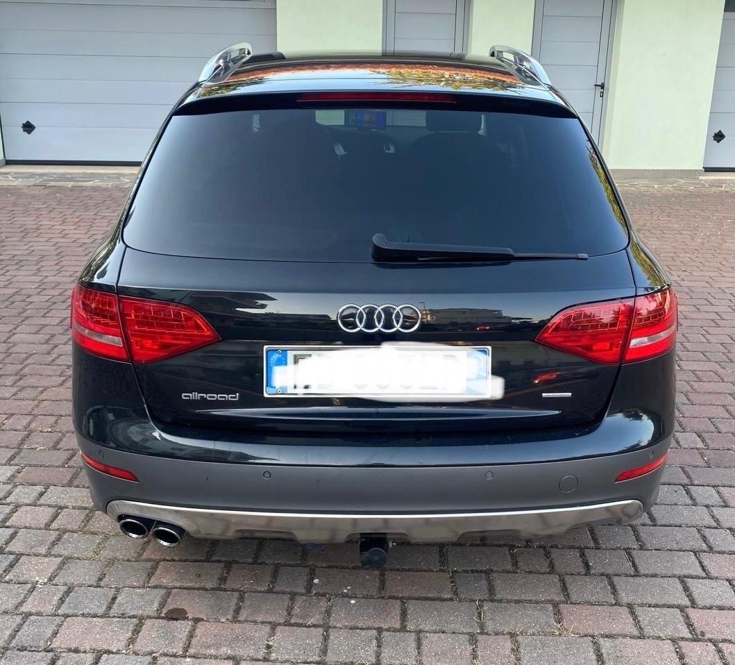 Audi A4 Avant 2.0 TDI 170CV F.AP. ALLROAD QUATTRO ( Gancio traino