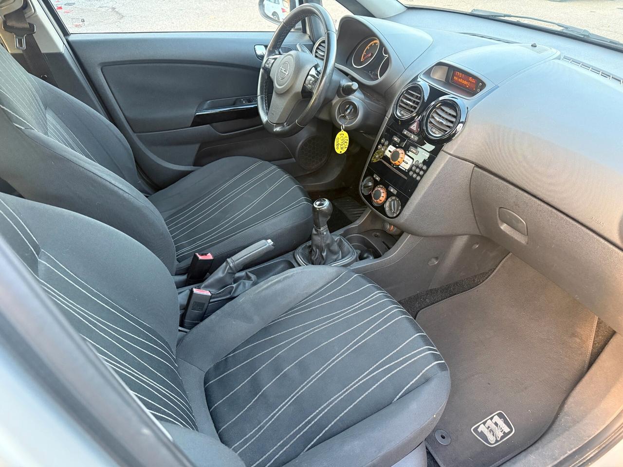 Opel Corsa 1.2 5 porte Edition