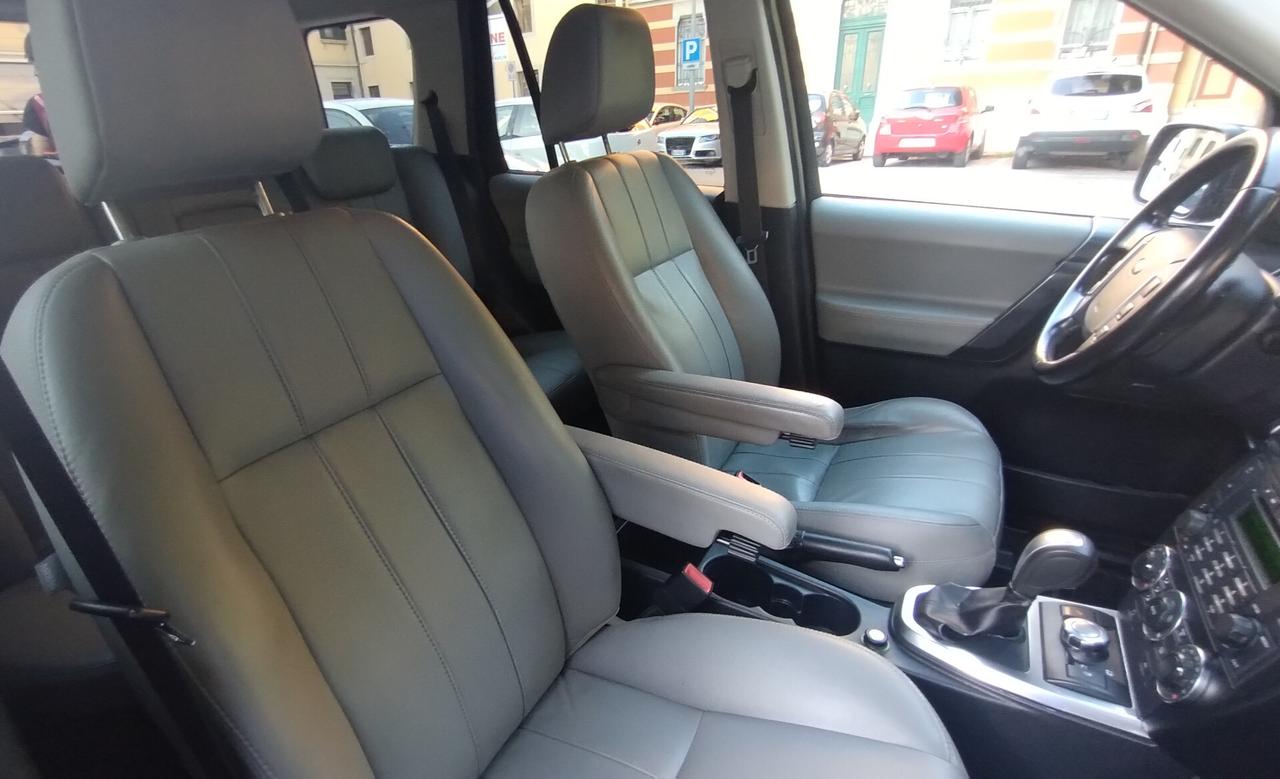 Land Rover Freelander 2.2 SD4 S.W. SE