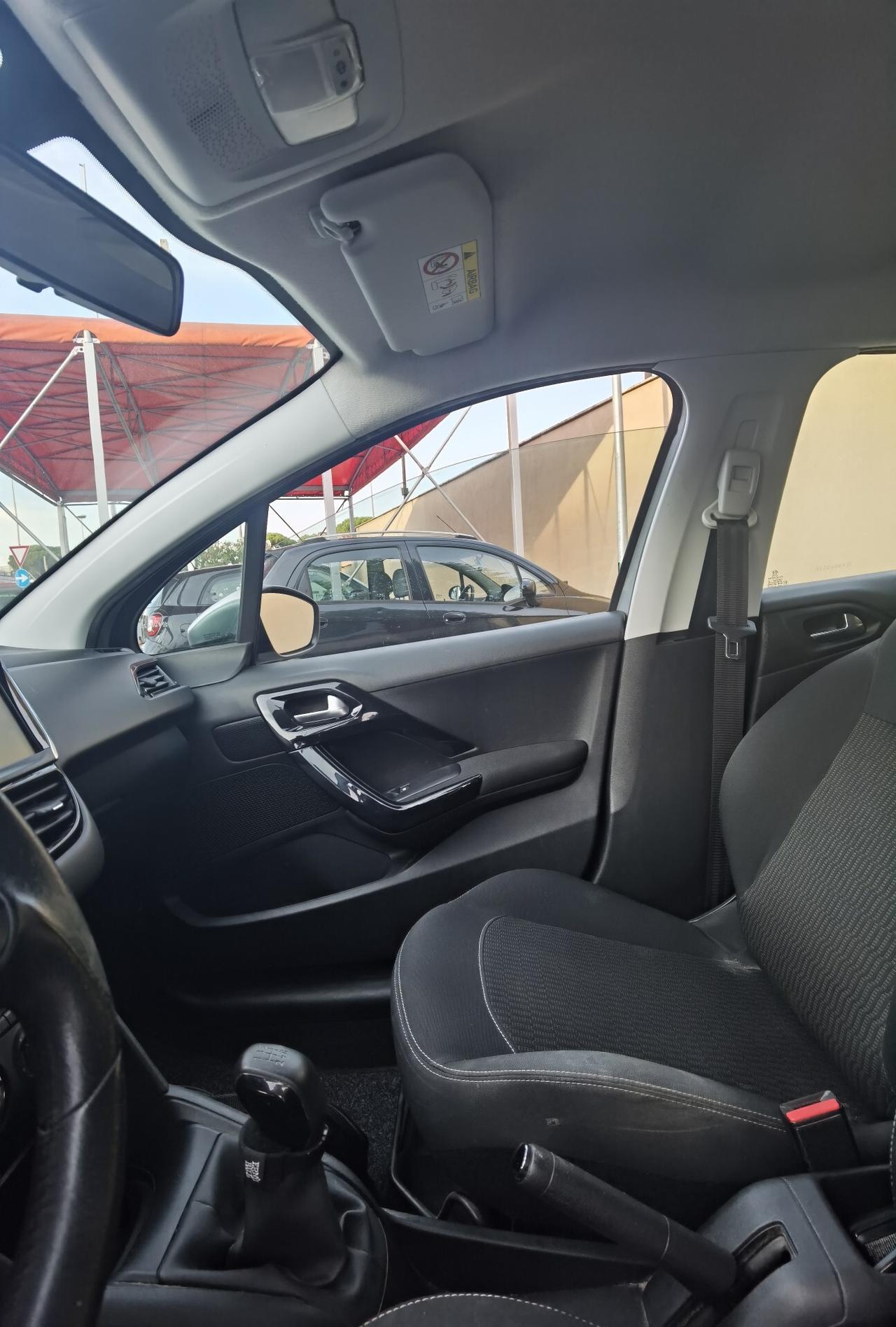 Peugeot 208 1.2 e-VTi Active
