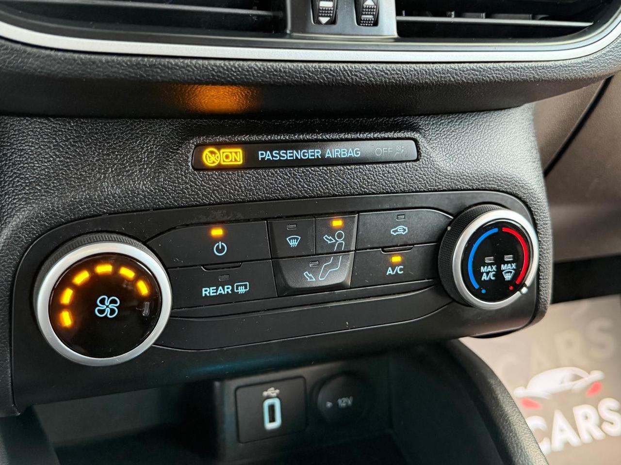 Ford Focus 1.5 120 cv N1 autocarro