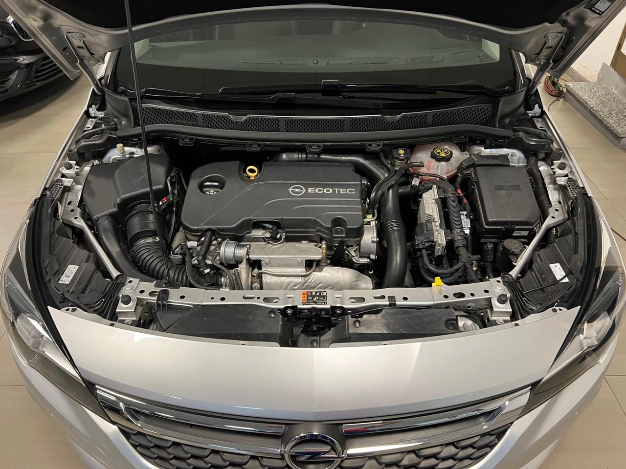 Opel Astra 1.4 Turbo 150CV Start&Stop 5 porte Innovation