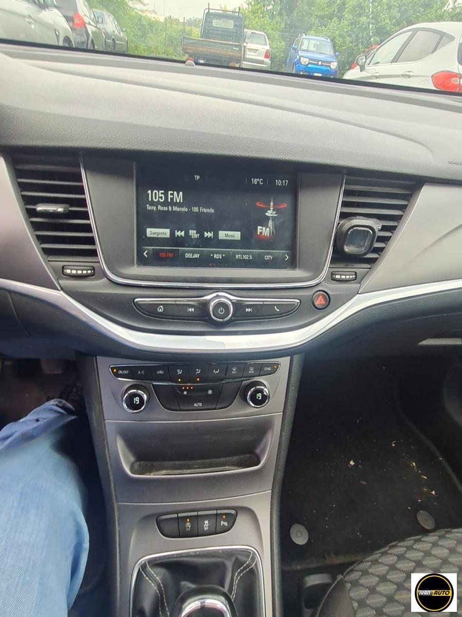 OPEL Astra 1.6 CDTi- Anno 2017