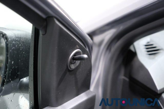 DACIA Sandero STEPWAY 1.0 TCE ECO-G ESSENTIAL GPL FARI LED