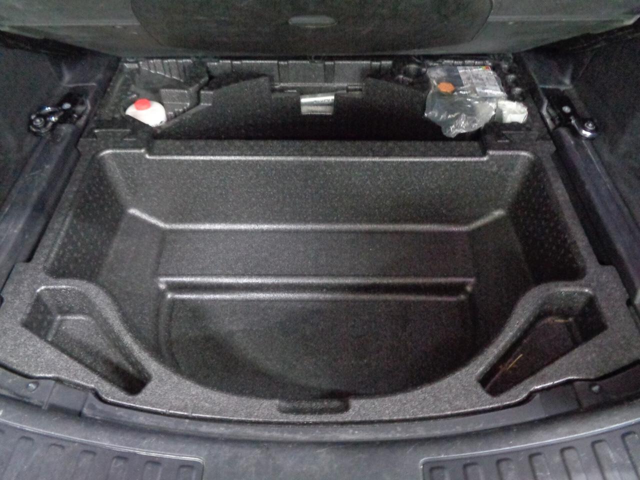 Land Rover Discovery Sport 2.0 TD4 150 CV Pure N1