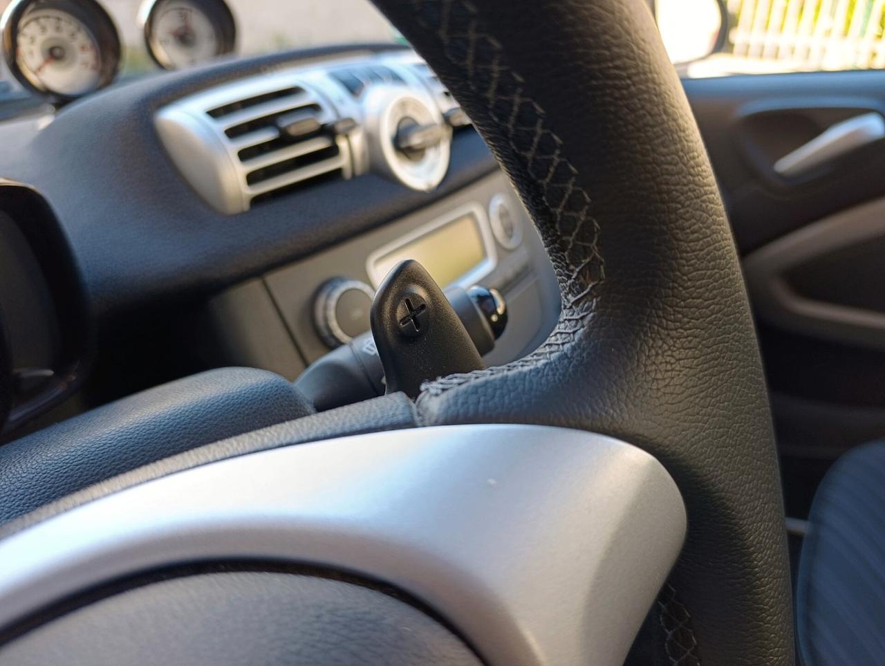 Smart ForTwo 1.0 71cv MHD coupé pulse Servosterzo