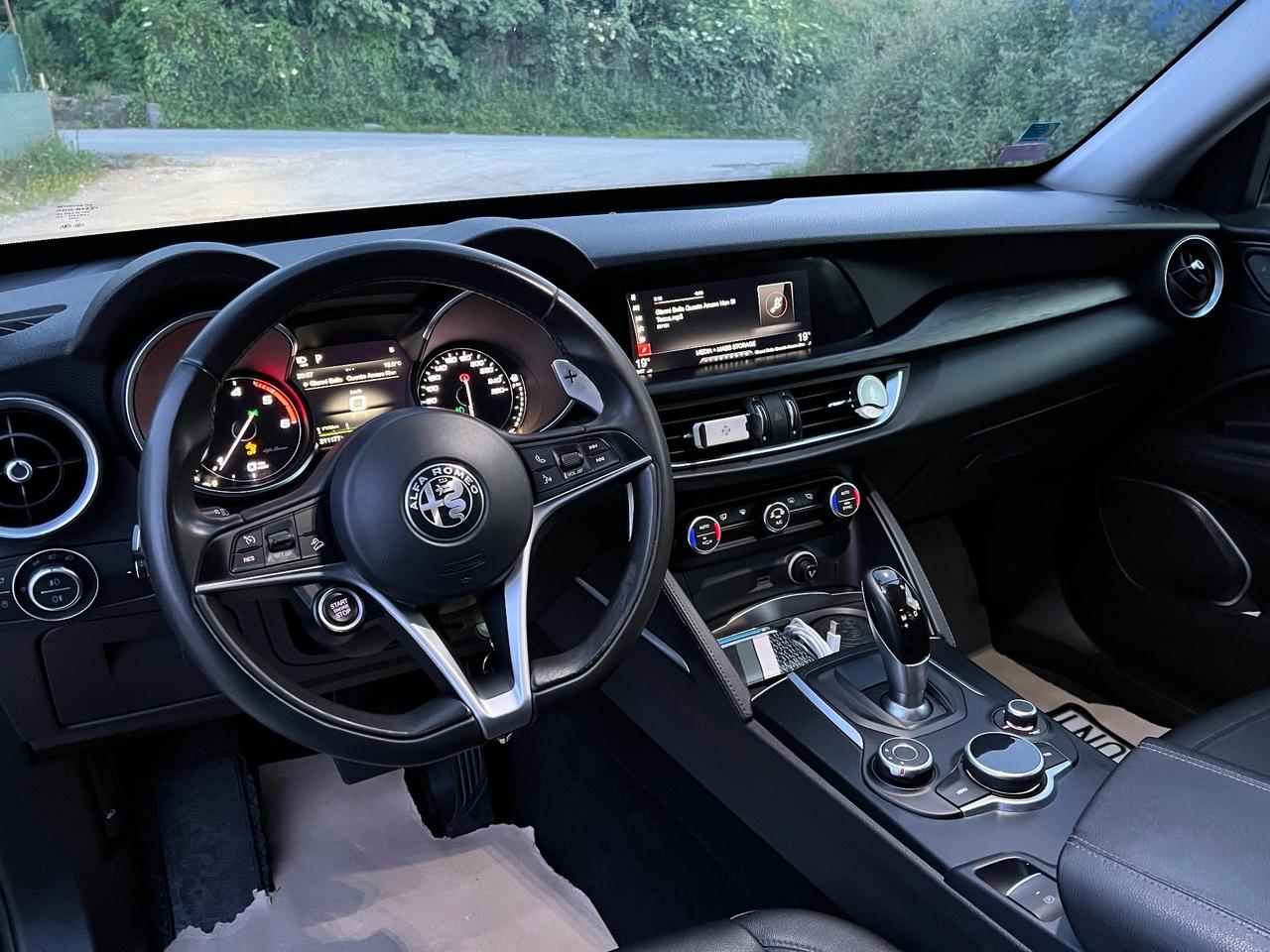 Alfa Romeo Stelvio 2.2 diesel 210cv