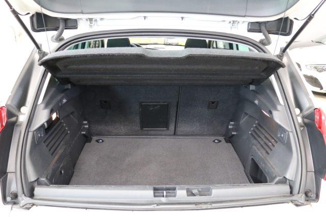 PEUGEOT 3008 2.0 HDi 150CV Business