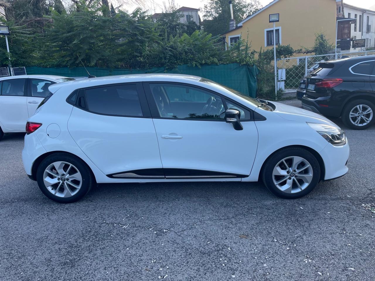 Renault Clio 1.2 16V 5 porte Dynamique
