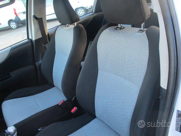 Toyota Yaris 1.0 5 PORTE EURO **KM CERTIFICATI**