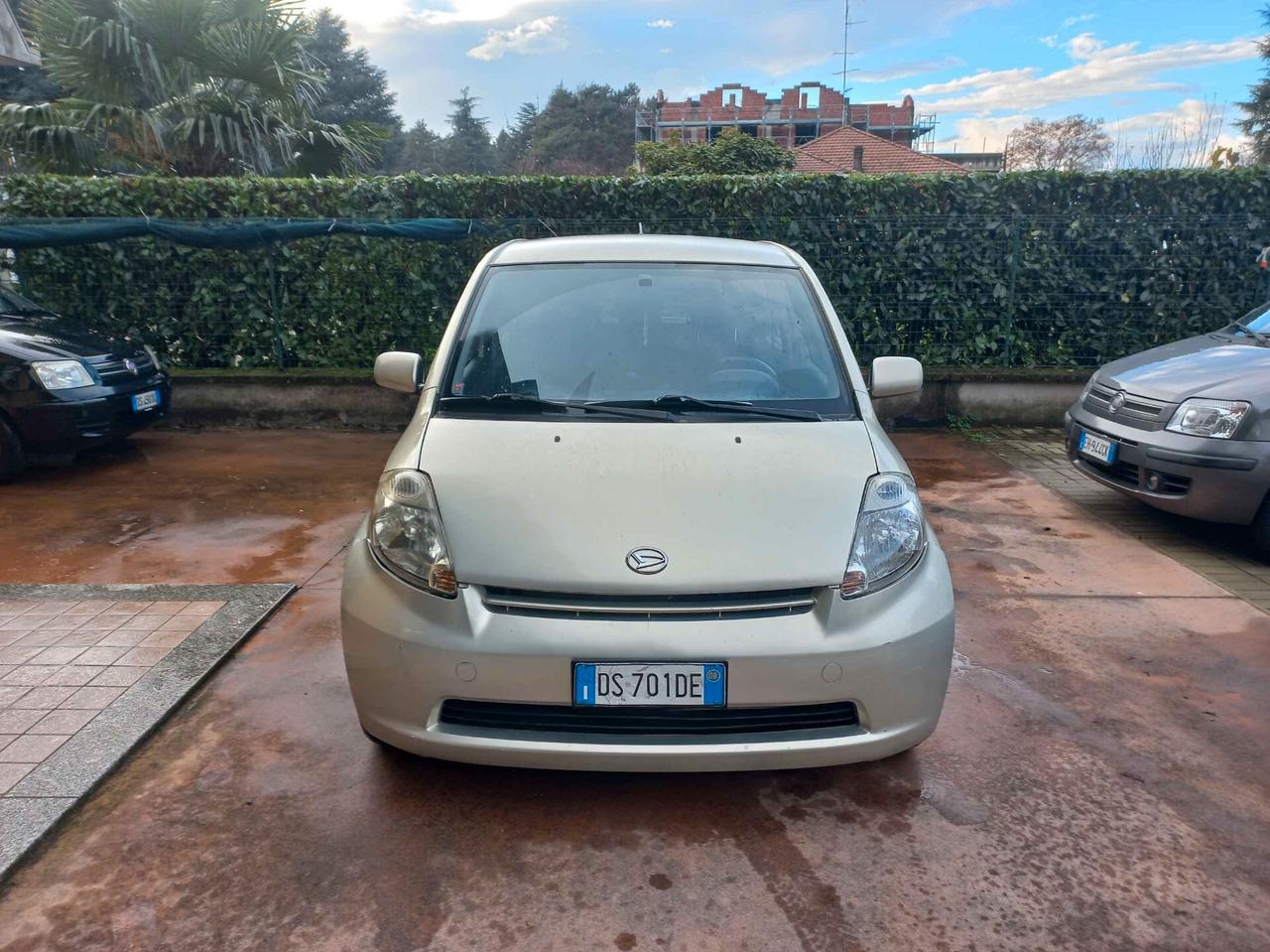 Daihatsu Sirion 1.0 Sho