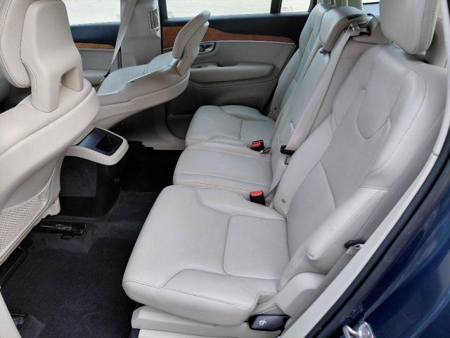 VOLVO XC90 B5 (d) AWD Geartronic Momentum Pro