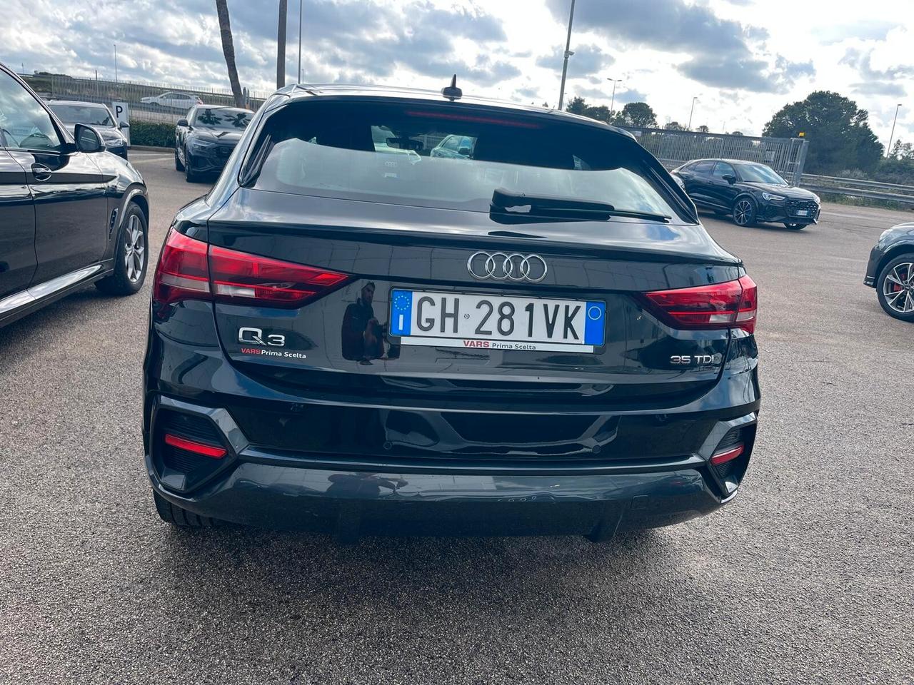 Audi Q3 35 TDI S tronic Business Advanced