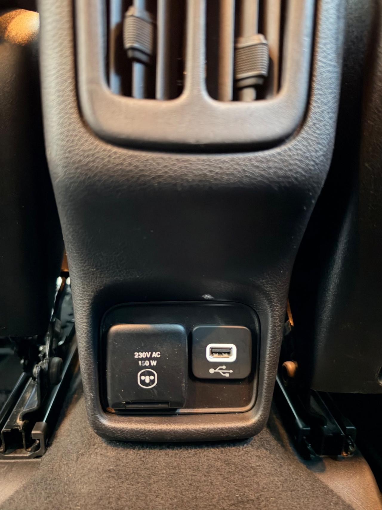 Jeep Compass 1.3 ibrida/Plug-in 190cv 4xe