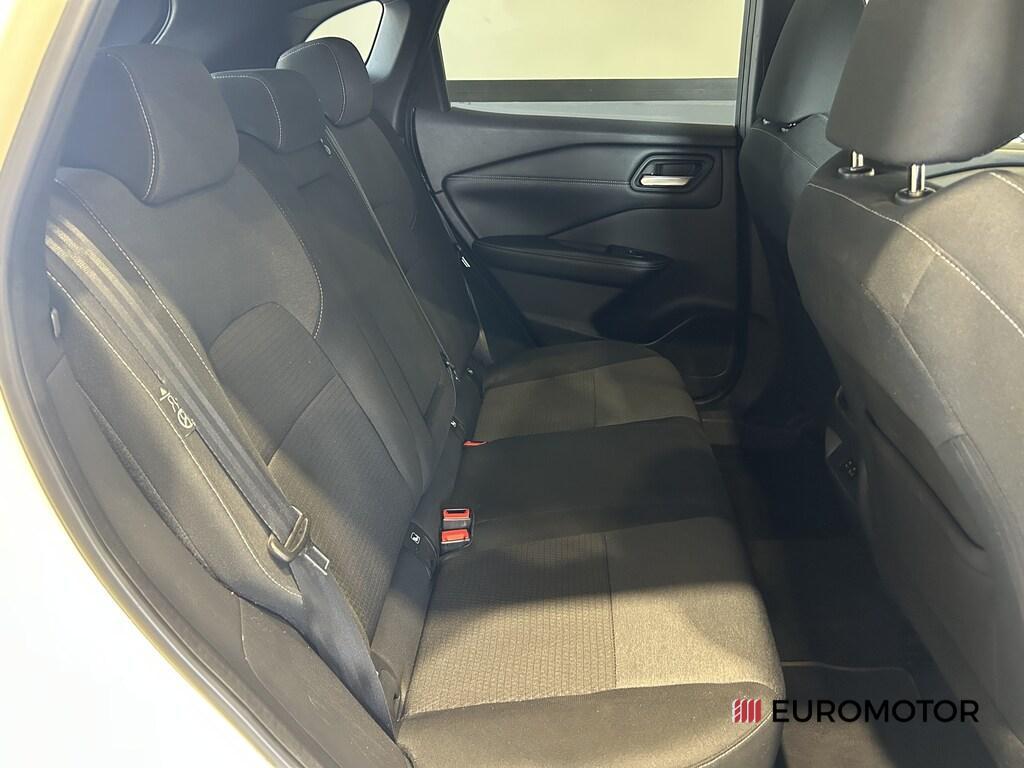 Nissan Qashqai 1.3 MILD HYBRID N-Connecta 2WD