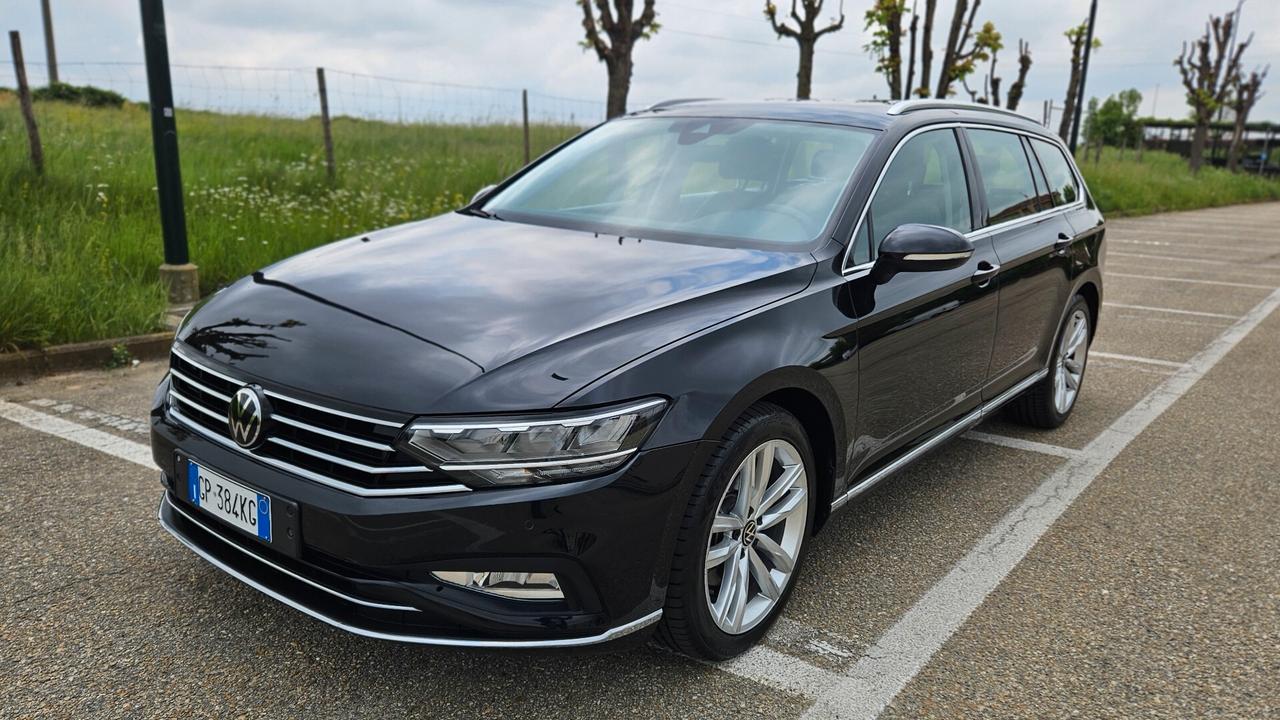 Volkswagen Passat Variant 1.5 TSI ACT DSG Business