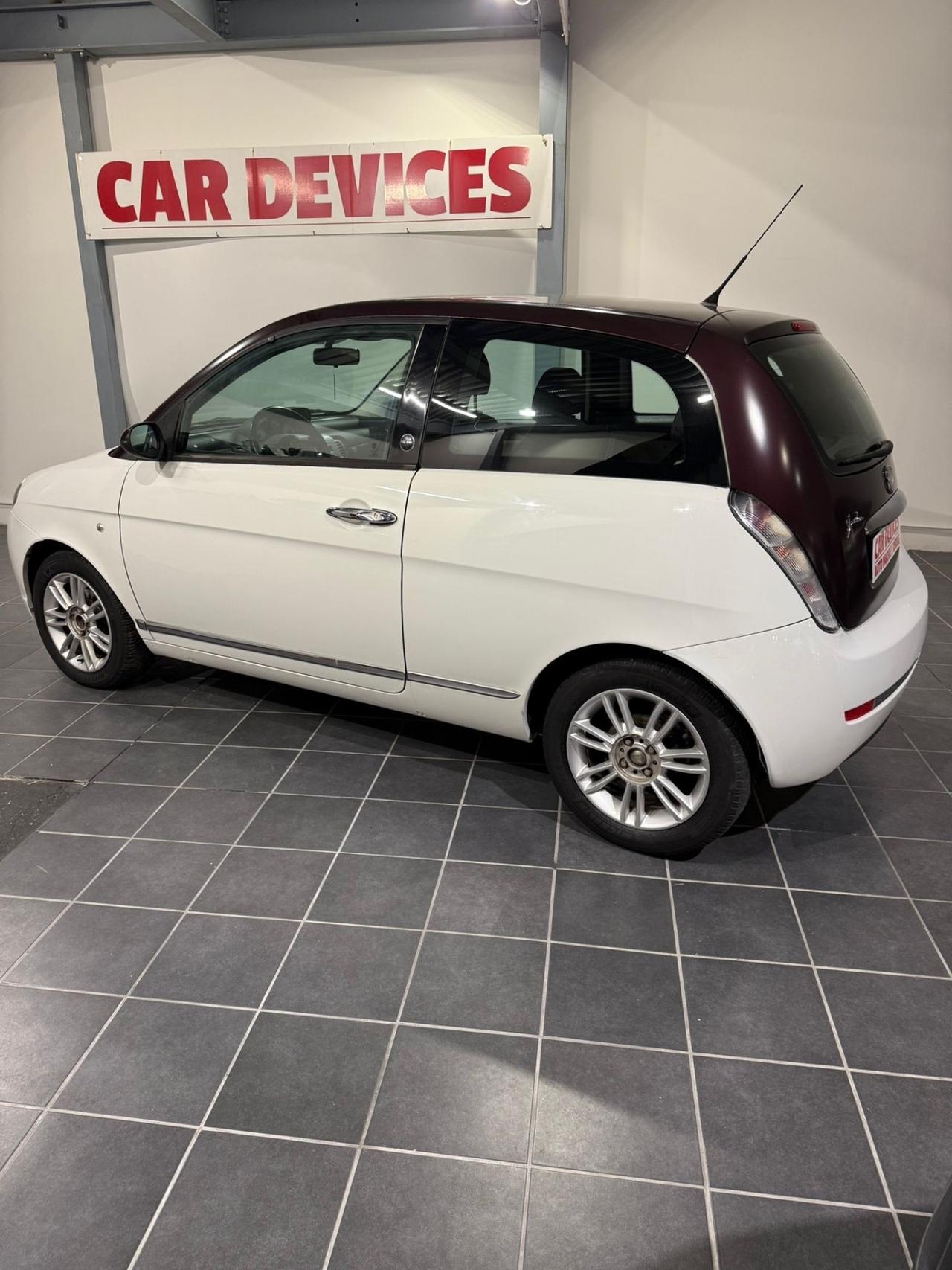 Lancia Ypsilon 1.4 -GPL -NEOPATENTATI