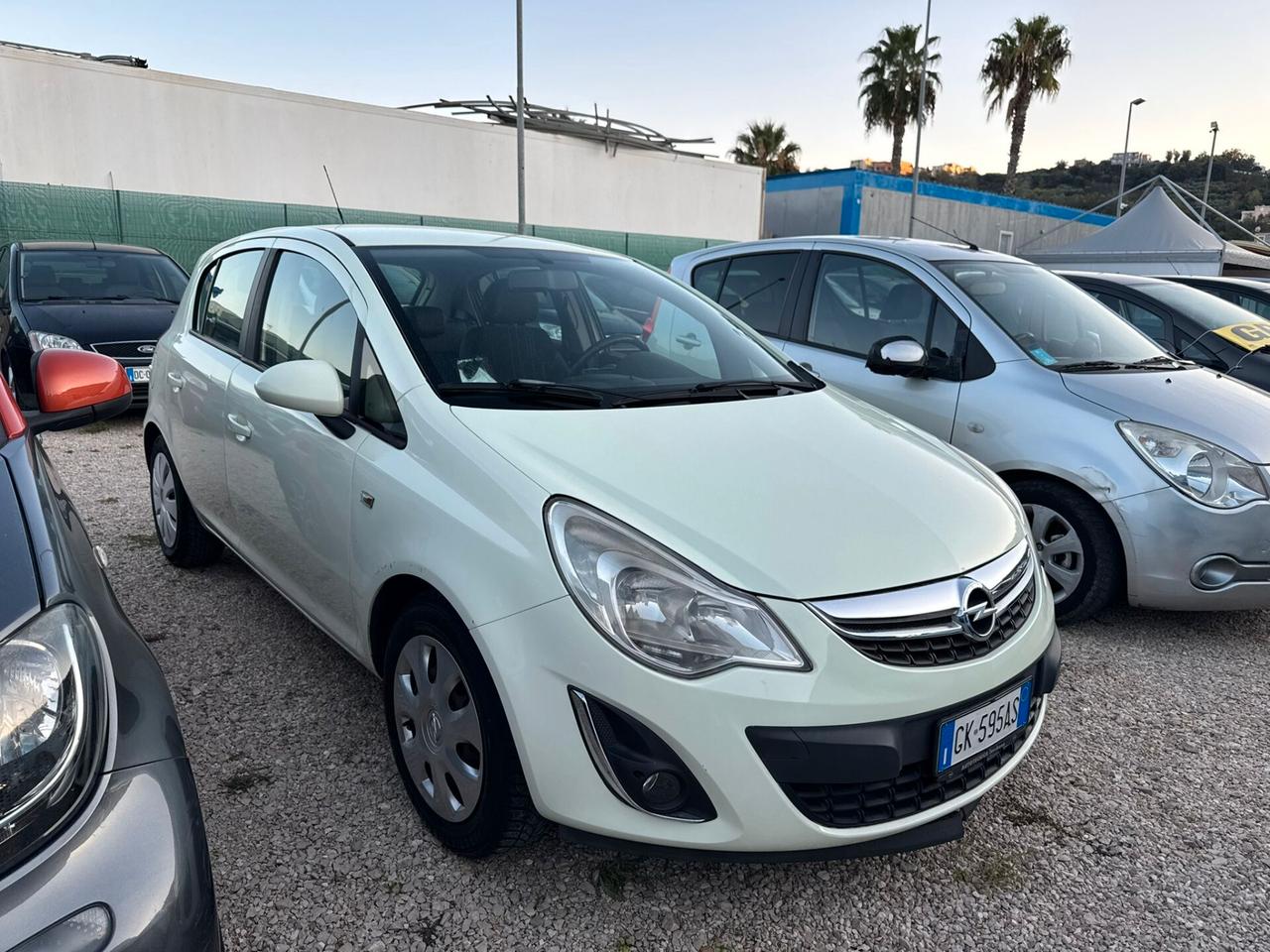 Opel Corsa 1.2 benzina