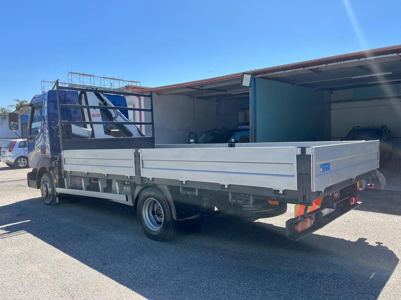 Renault midlum 100/220-6.2/214 cv-cass. Con gru -2003