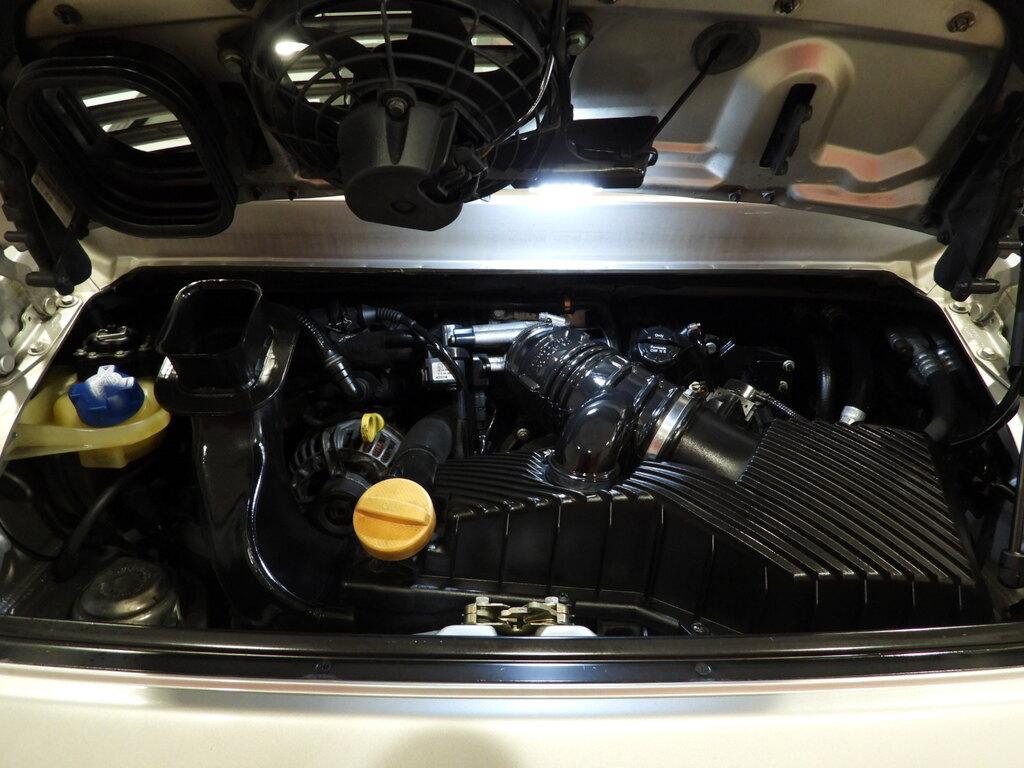 Porsche 911 Coupe 3.4 Carrera