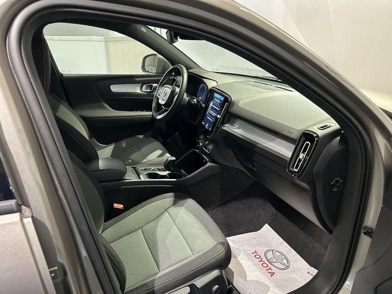 Volvo XC40 B4 AWD automatico Core