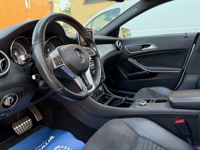 MERCEDES-BENZ CLA 200 CDI Automatic Premium TETTO PANORAMICO