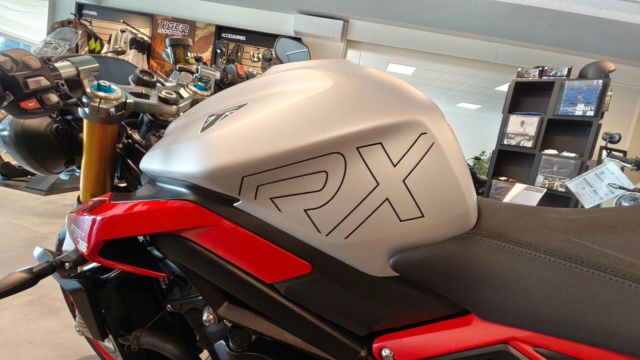 Triumph Street Triple RX STRETT 765