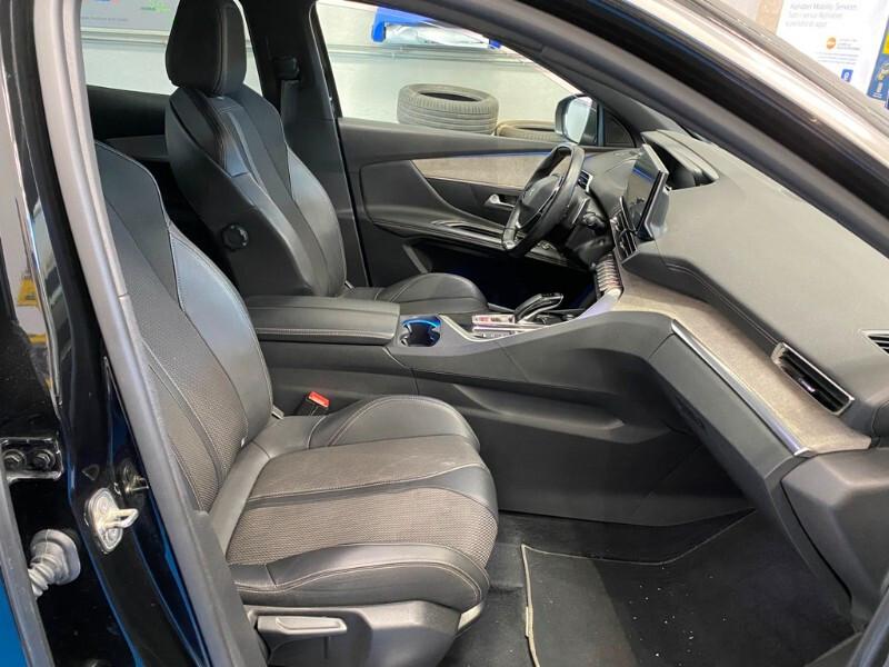 Peugeot 3008 1.5 HDi 130CV EAT8 GT NAV+PEL+RCAM+FULLED+CRUISE+