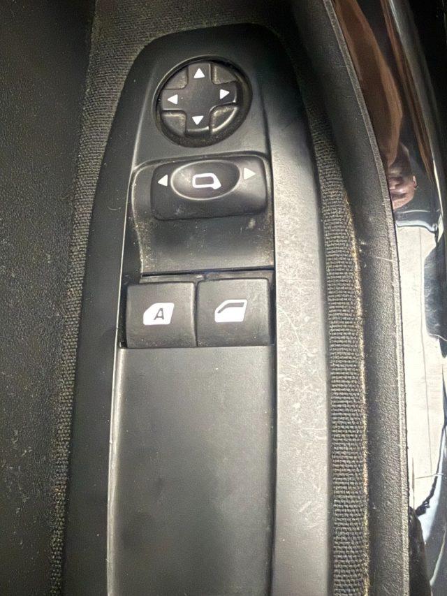 PEUGEOT 208 1° serie PureTech 82 5 porte Active