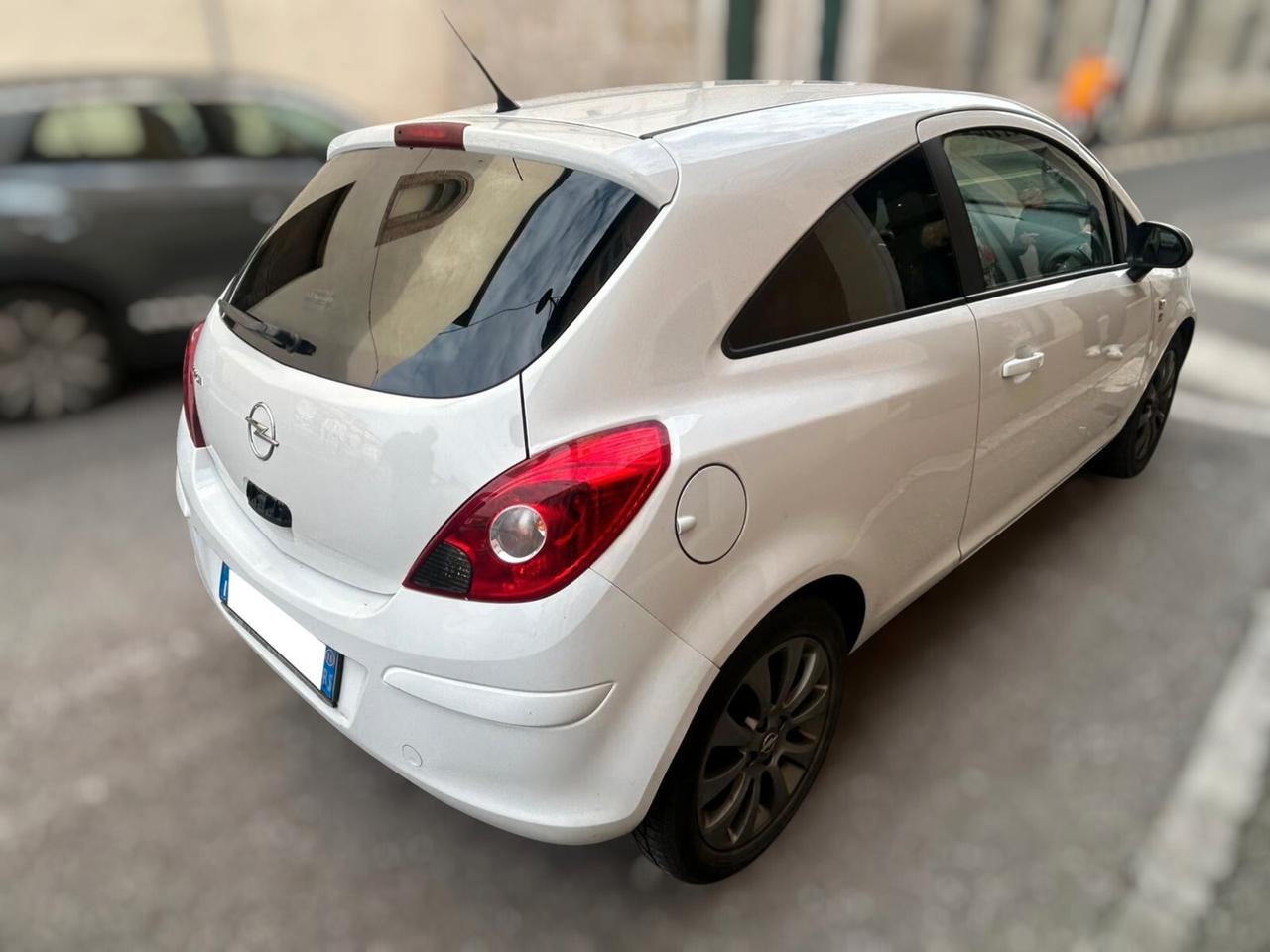 Opel Corsa 3p 1.2 85cv - ANCHE PER NEOPATENTATI