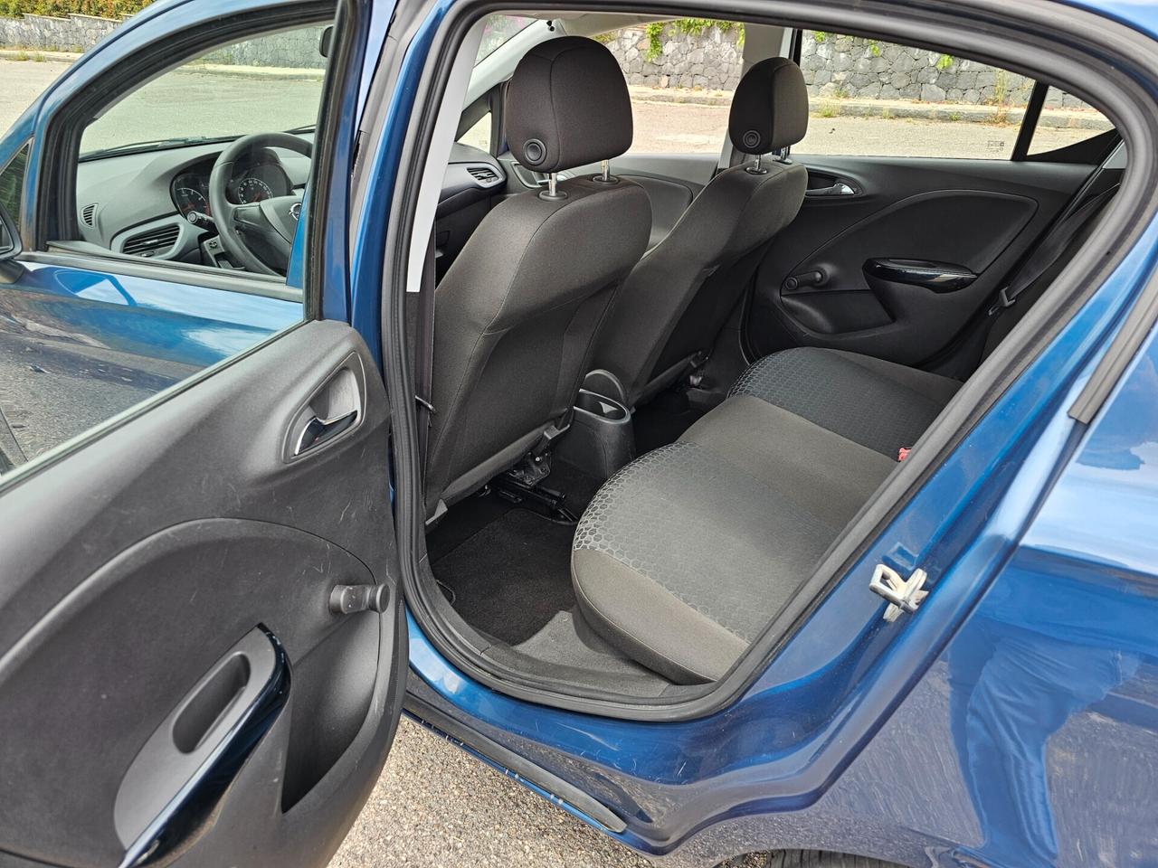Opel Corsa 1.2 5 porte