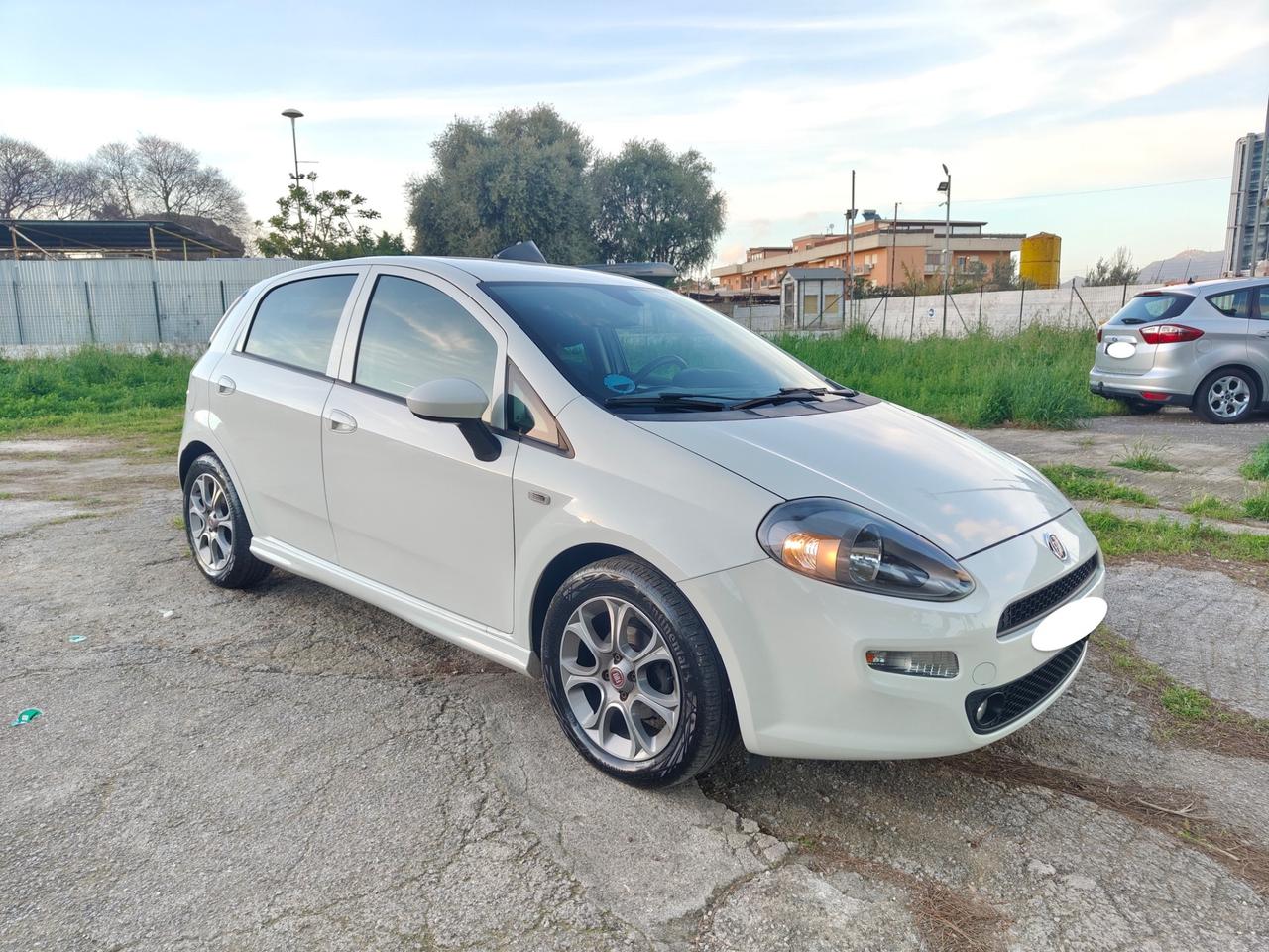 Fiat Punto 1.3 MJT II 85CV PASSAGGIO E 12 MESI GARANZIA