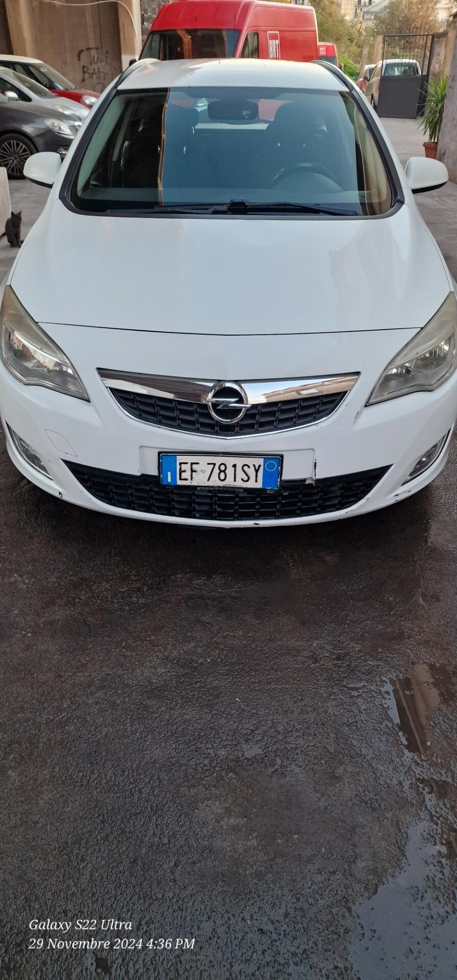 Opel Astra 1.7 CDTI 110CV Station Wagon Cosmo