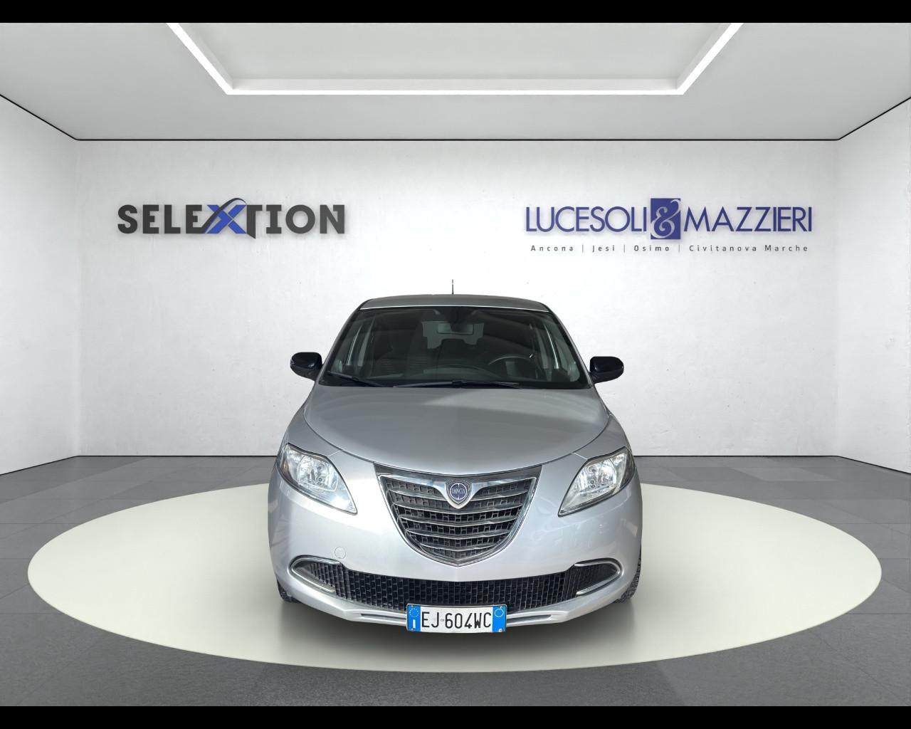 LANCIA Ypsilon 3ª serie - Ypsilon 1.2 69 CV 5 porte S&S Silver