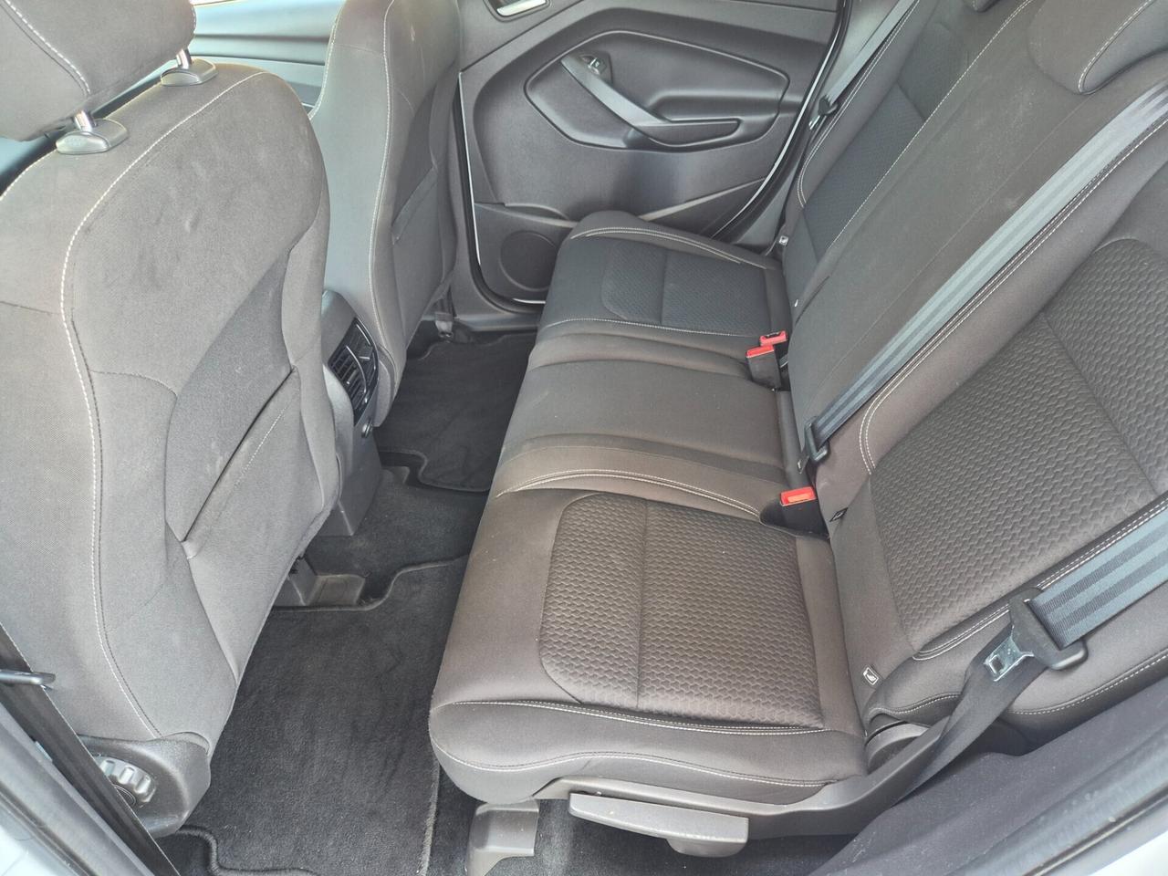 Ford Kuga 1.5 TDCI 120 CV S&S 2WD ST-Line autocarr